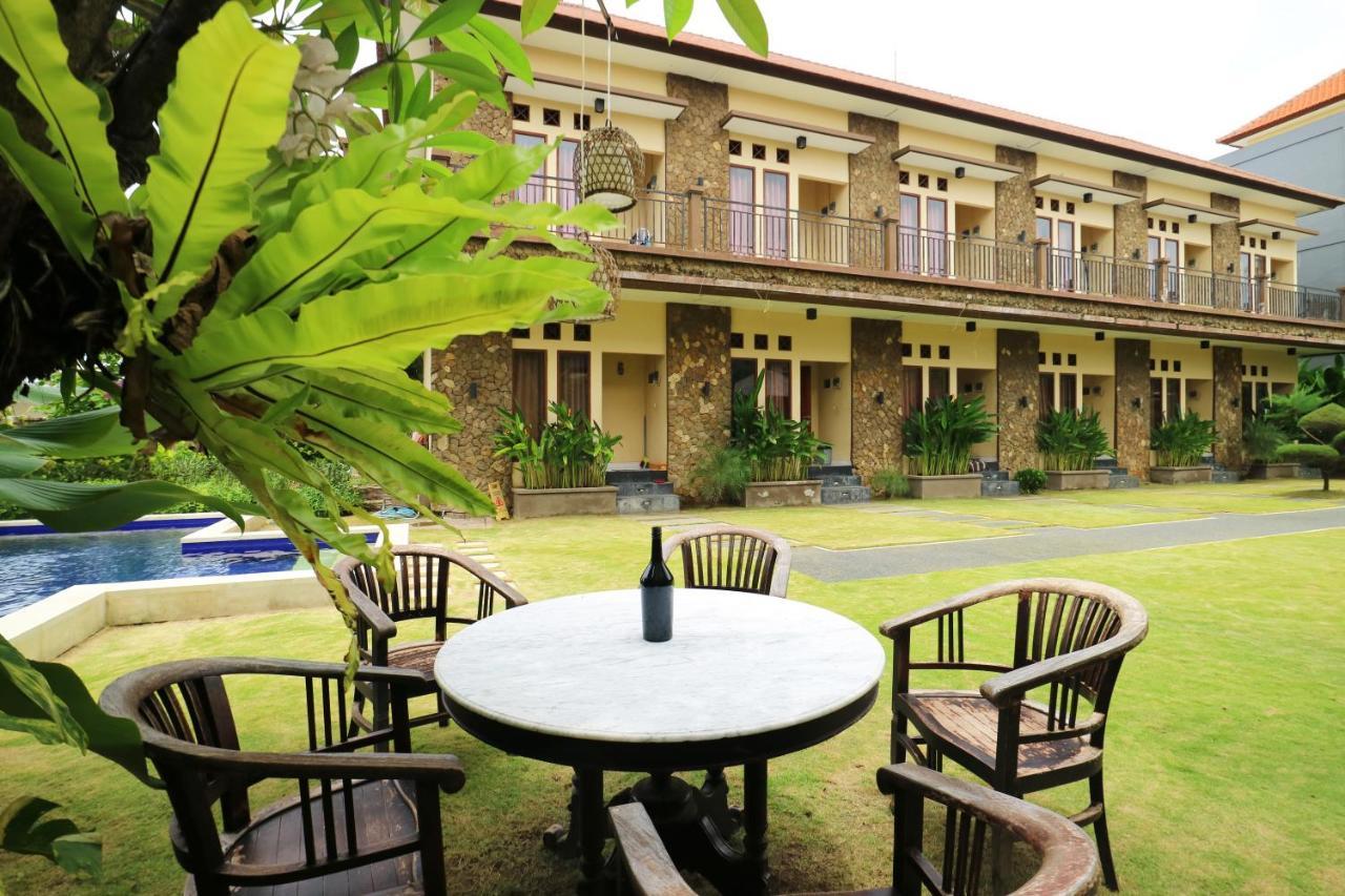 ปนด็อก เจมพิริง กูตา บาหลี Hotel ภายนอก รูปภาพ