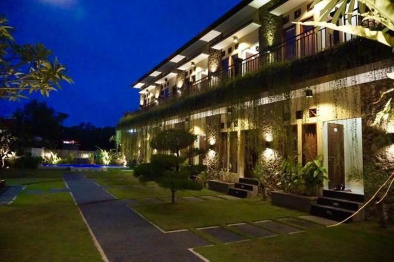 ปนด็อก เจมพิริง กูตา บาหลี Hotel ภายนอก รูปภาพ