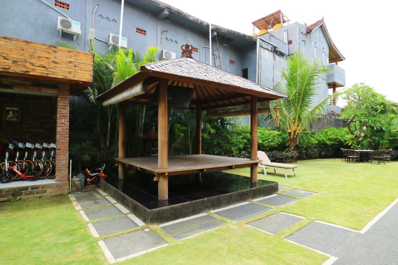 ปนด็อก เจมพิริง กูตา บาหลี Hotel ภายนอก รูปภาพ